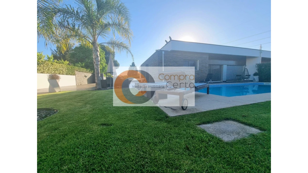 Moradia T3 para Venda em Ponte Foto 1