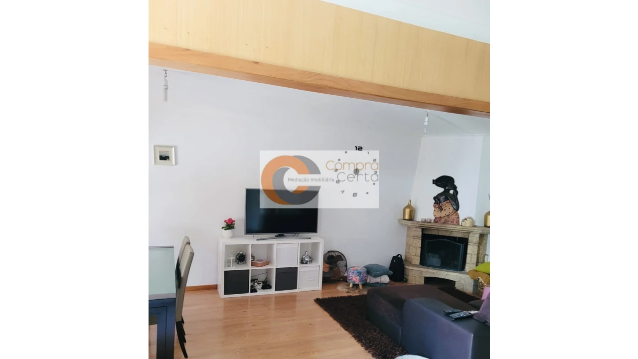 Apartamento T2 para Venda em Joane Foto 2