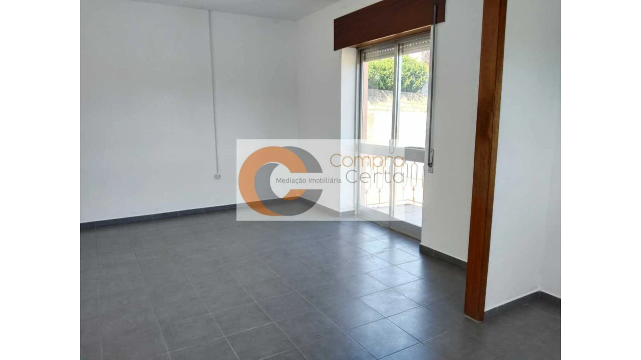 Moradia T3 para Venda em Barco Foto 6