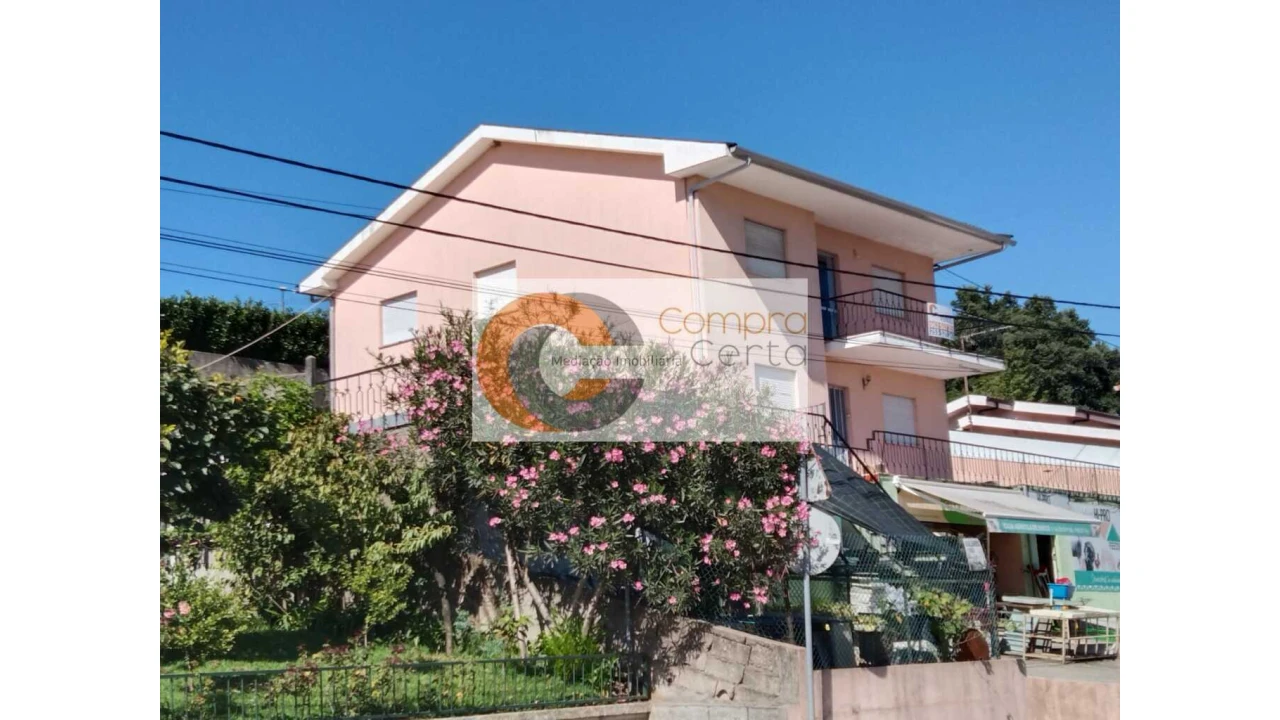 Moradia T3 para Venda em Barco Foto 17