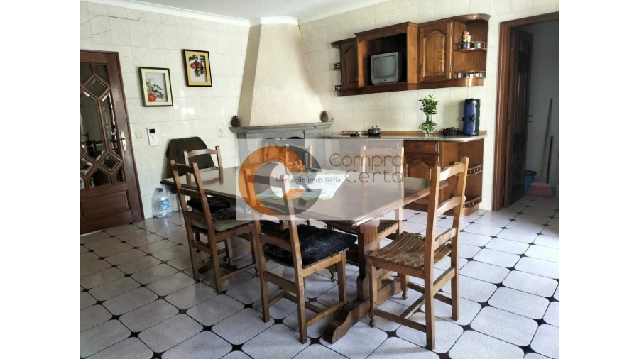 Moradia T3 para Venda em Santo Emilião Foto 16