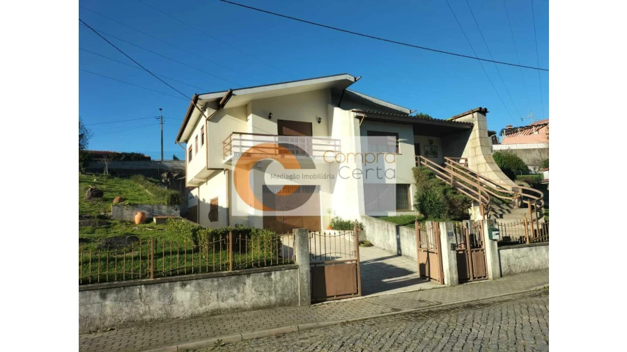 Moradia T3 para Venda em Santo Emilião