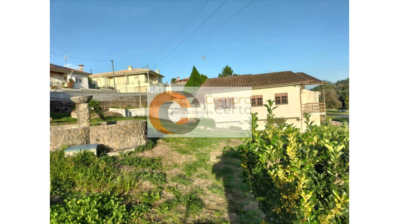 Moradia T3 para Venda em Santo Emilião Foto 3