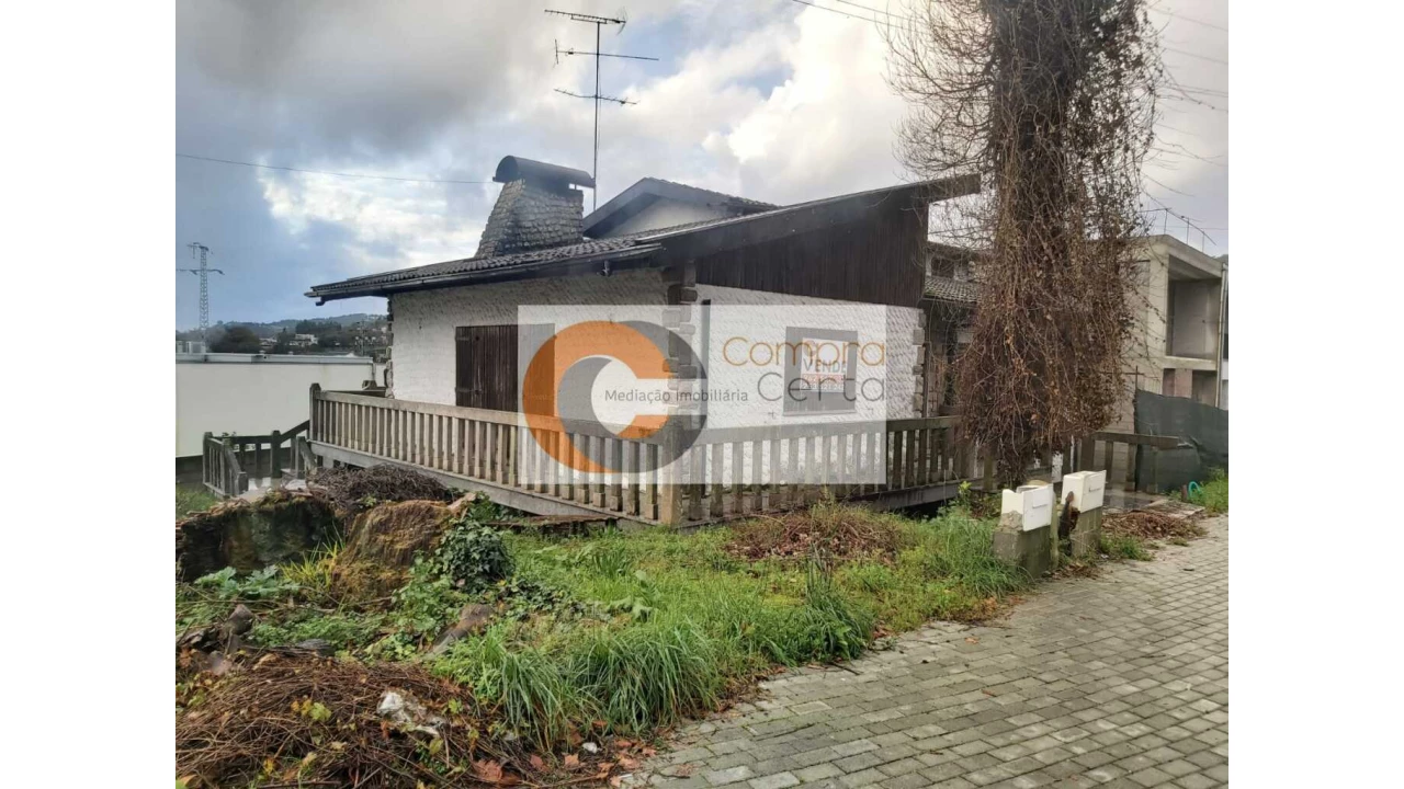 Moradia T3 para Venda em Selho São Lourenço e Gominhães Foto 1