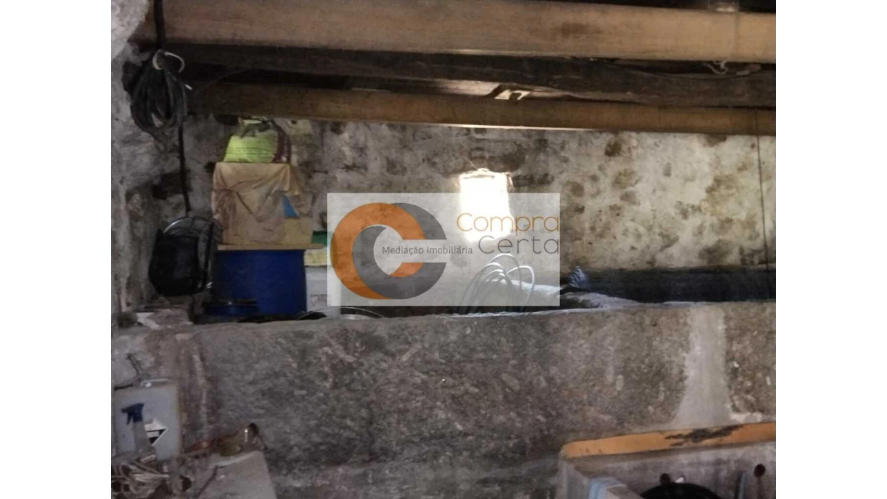 Quinta T0 para Venda em Abação e Gémeos Foto 6