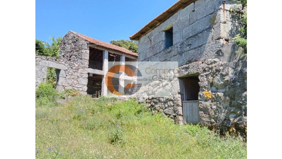 Quinta T0 para Venda em Abação e Gémeos Foto 5