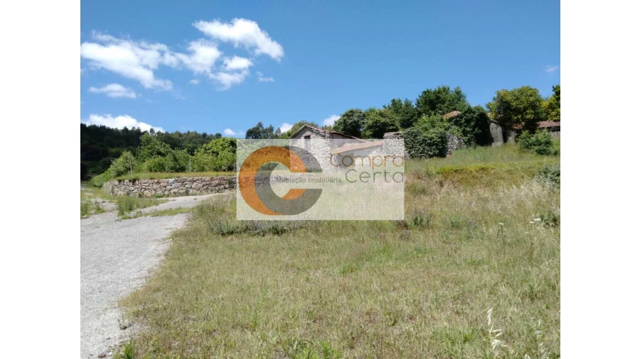 Quinta T0 para Venda em Abação e Gémeos Foto 19