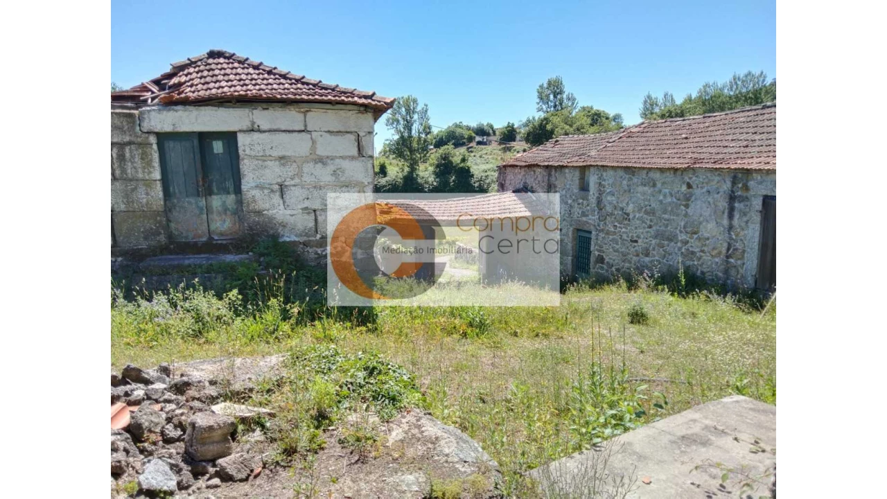 Quinta T0 para Venda em Abação e Gémeos Foto 7