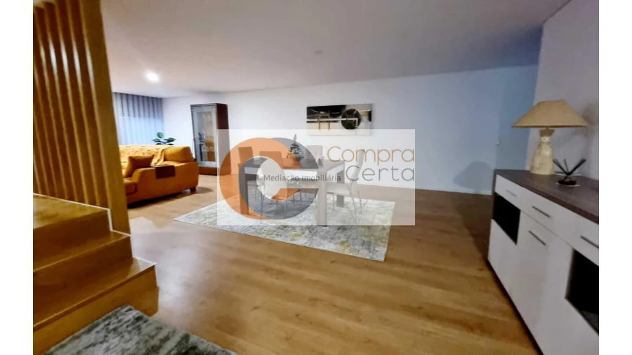 Moradia T3 para Venda em Selho São Lourenço e Gominhães Foto 6