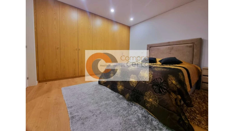 Moradia T3 para Venda em Selho São Lourenço e Gominhães Foto 12