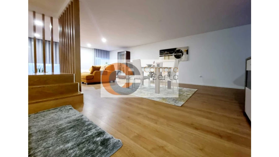Moradia T3 para Venda em Selho São Lourenço e Gominhães Foto 5