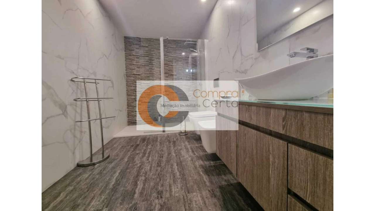 Moradia T3 para Venda em Selho São Lourenço e Gominhães Foto 10