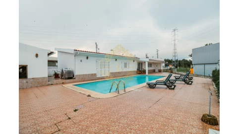 Moradia T6 para Venda em Quinta do Anjo