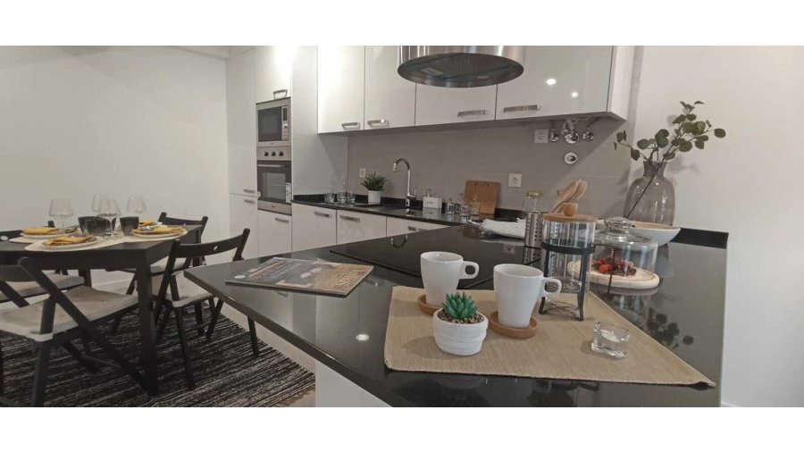 Apartamento T3 para Venda em Carnide Foto 4