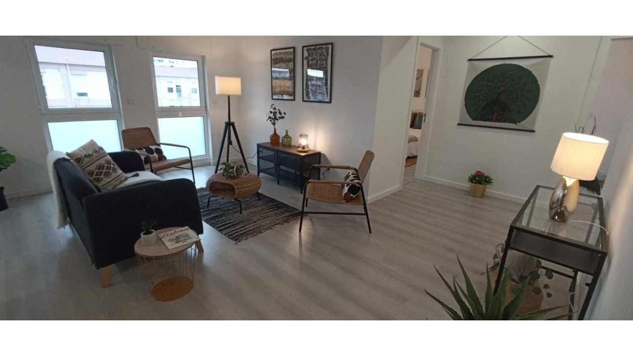 Apartamento T3 para Venda em Carnide Foto 15