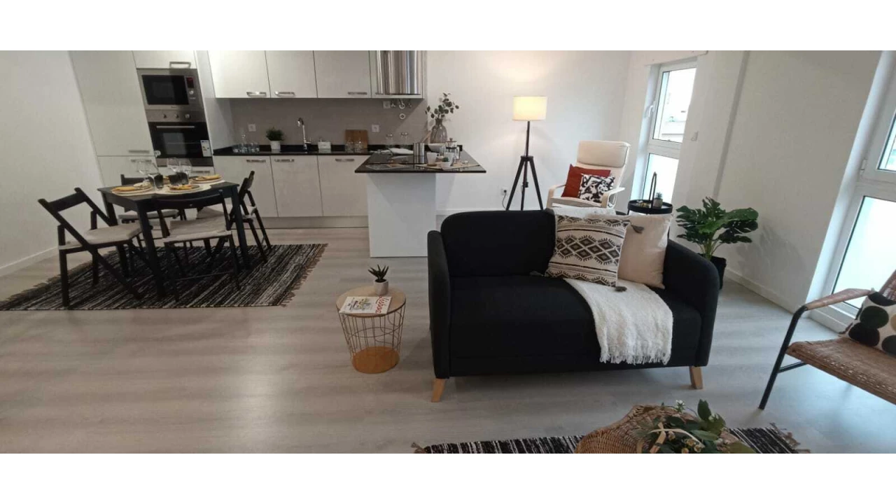 Apartamento T3 para Venda em Carnide Foto 8