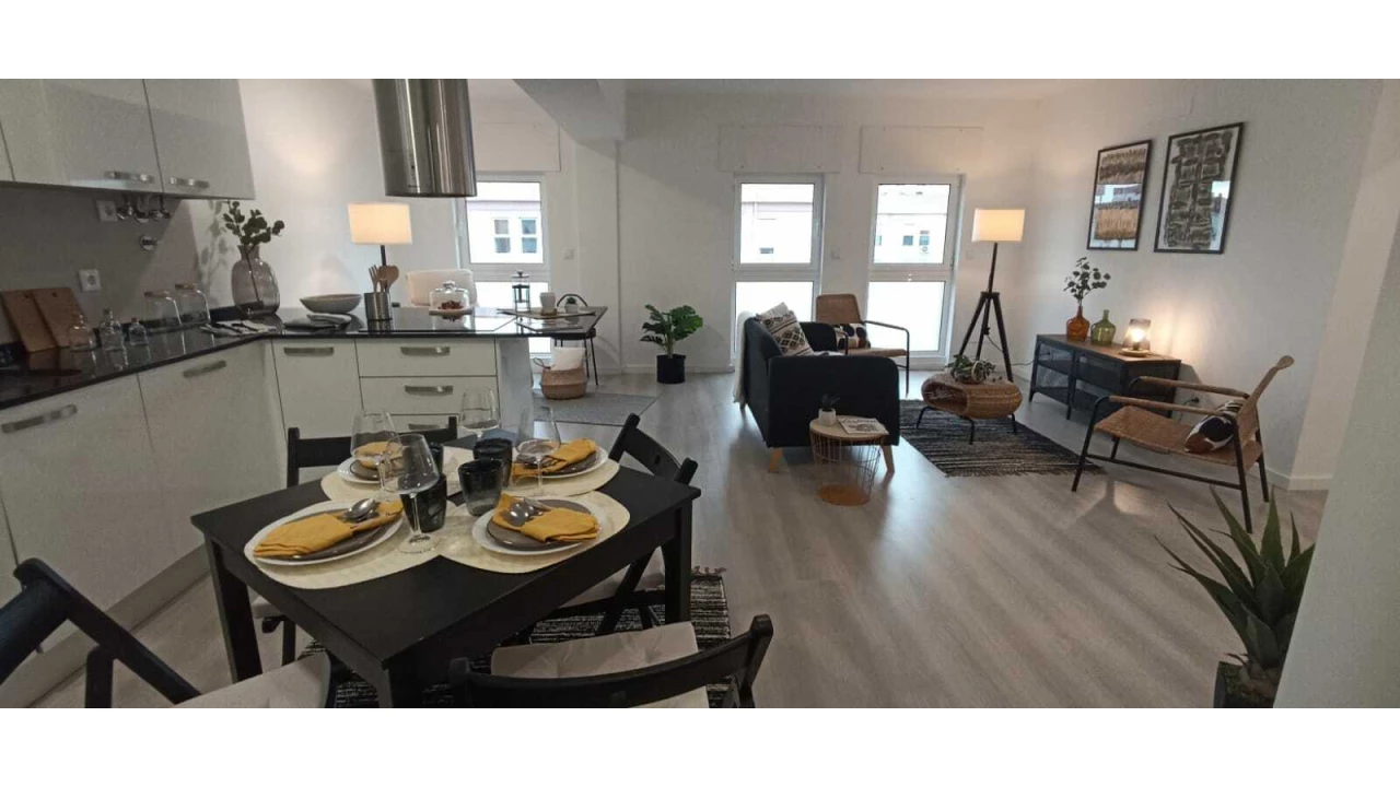 Apartamento T3 para Venda em Carnide Foto 9