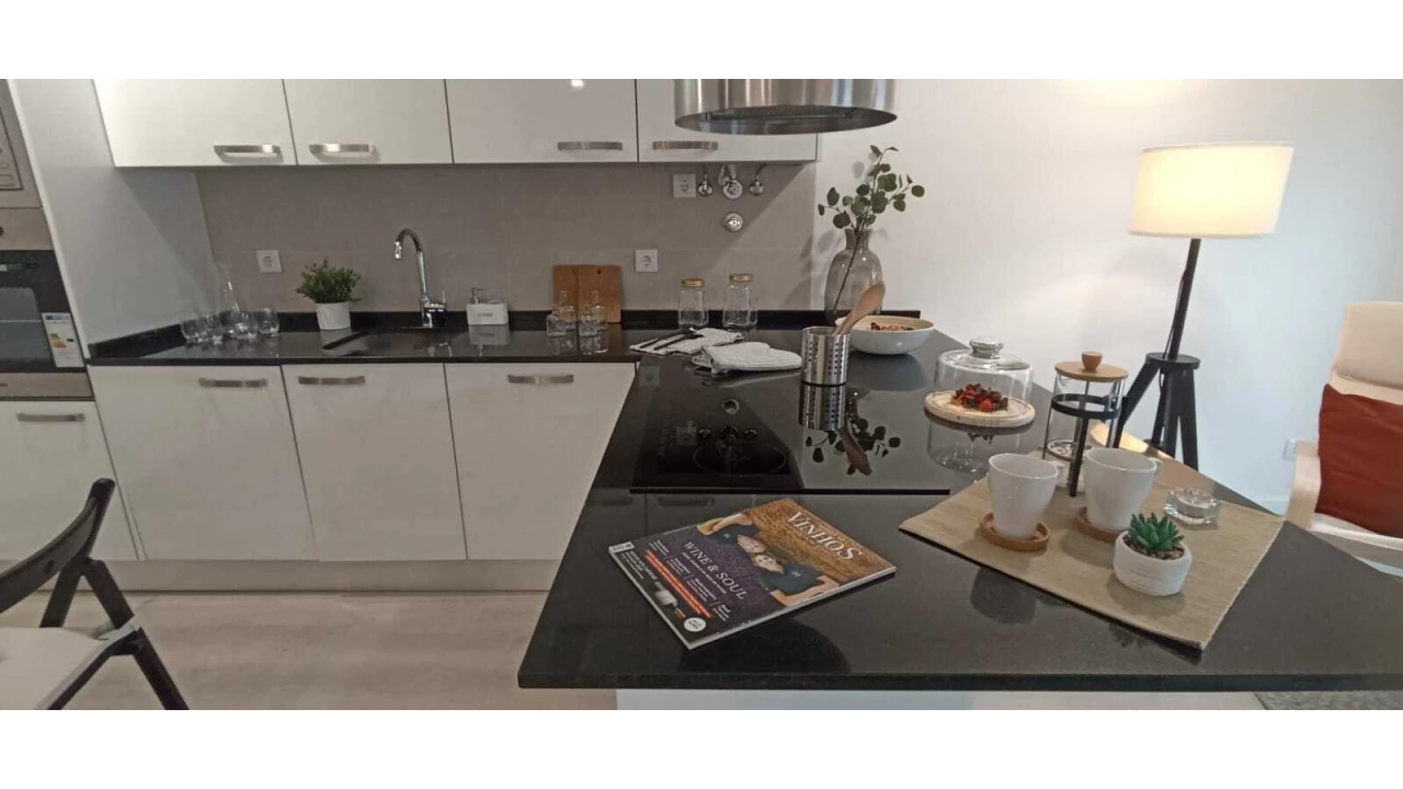 Apartamento T3 para Venda em Carnide Foto 5