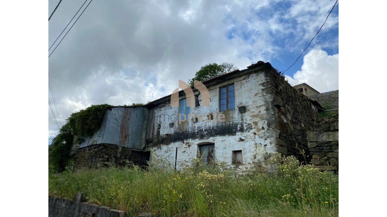 Quinta T1 para Venda em Lustosa e Barrosas (Santo Estêvão) Foto 1
