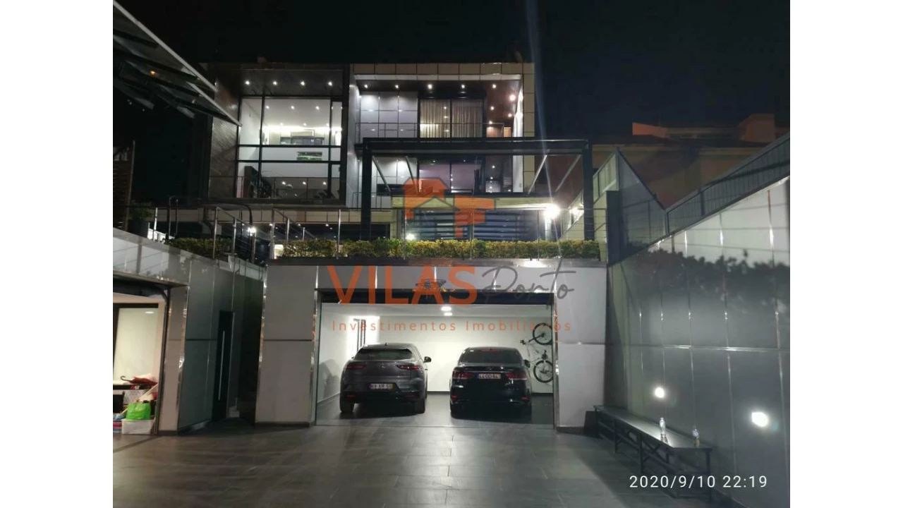 Moradia T4 para Venda em Baltar Foto 6