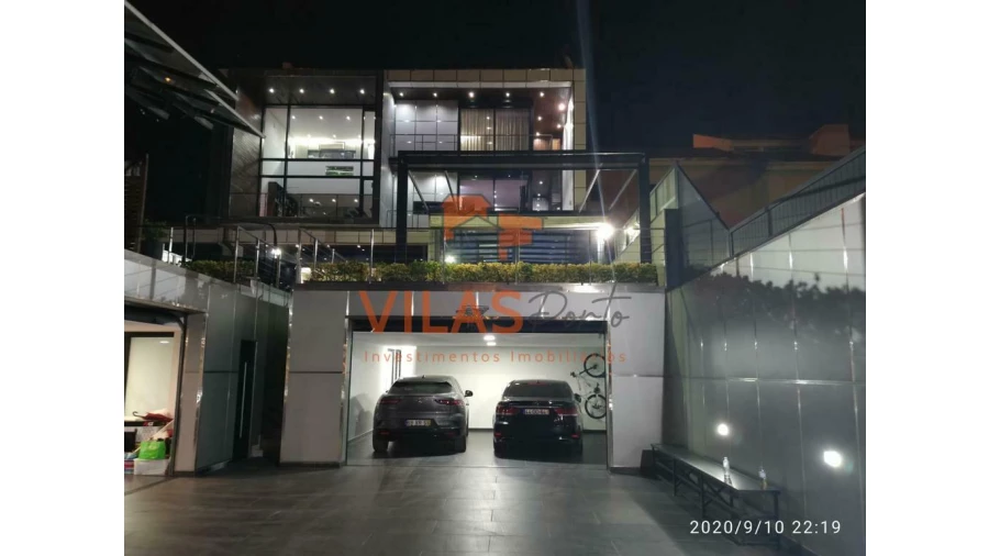 Moradia T4 para Venda em Baltar Foto 6