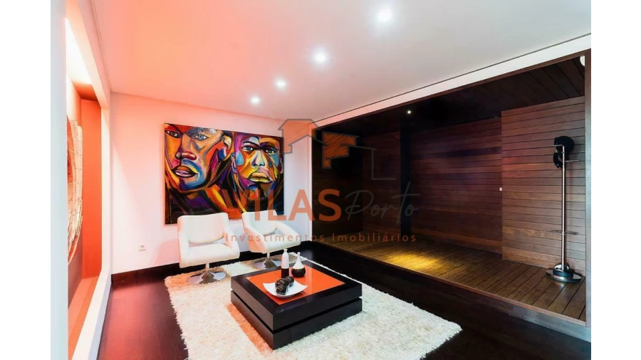 Moradia T4 para Venda em Baltar Foto 13