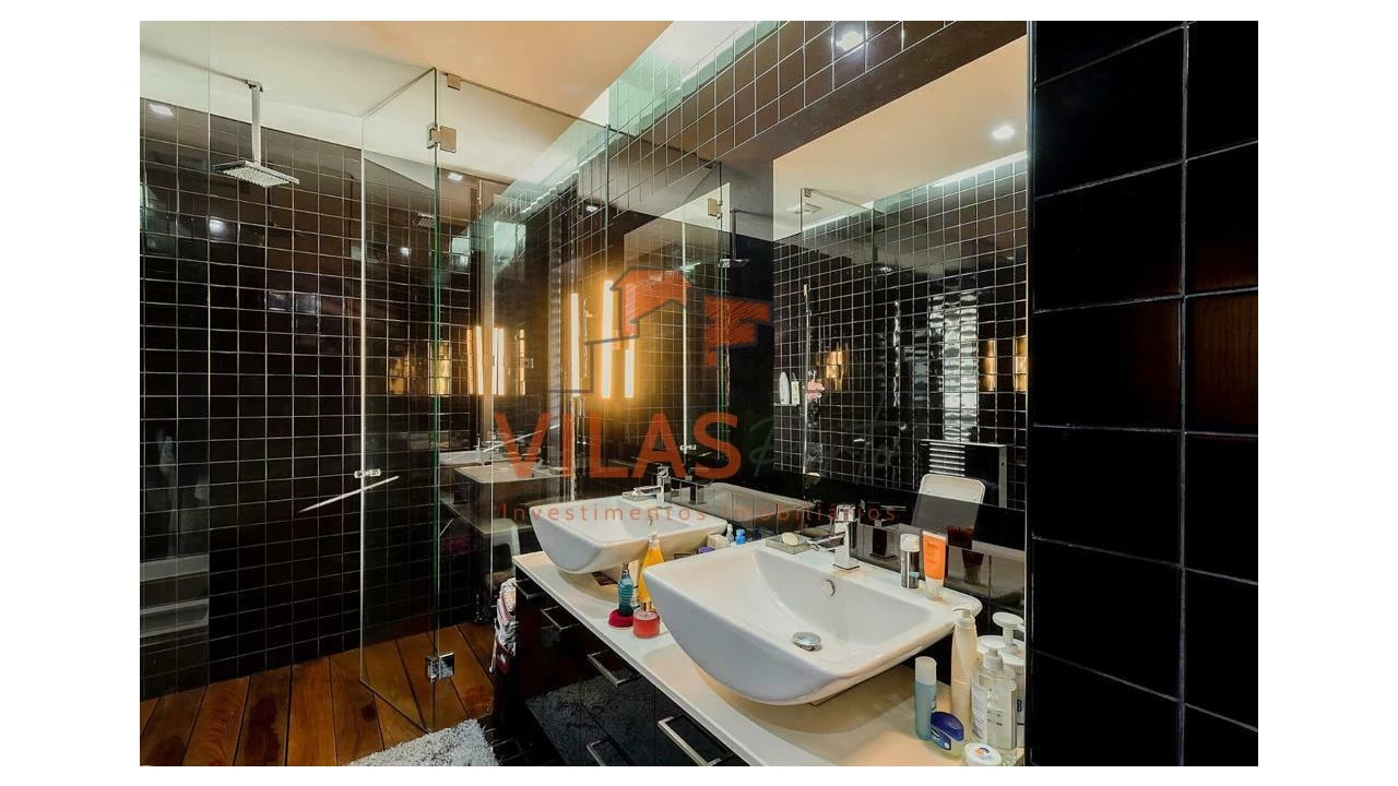 Moradia T4 para Venda em Baltar Foto 5