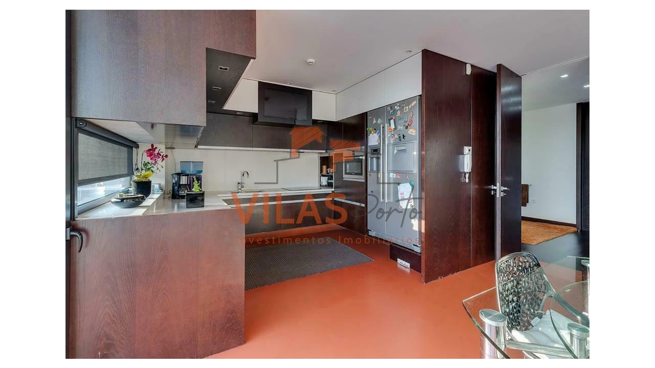 Moradia T4 para Venda em Baltar Foto 3