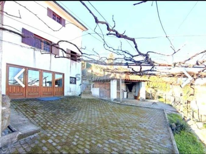 Moradia T3 para Venda em Roriz Foto 8