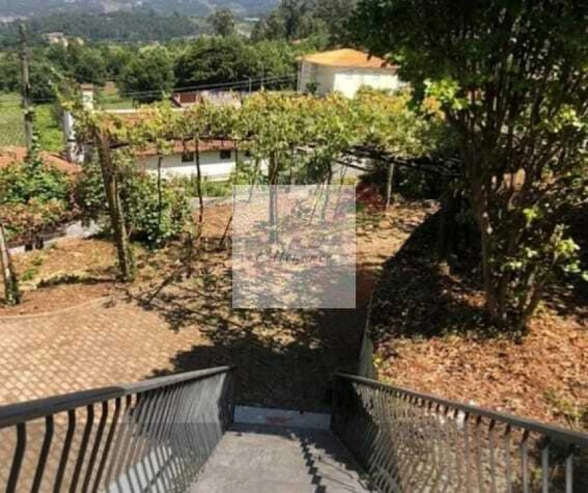 Moradia T3 para Venda em Roriz Foto 16