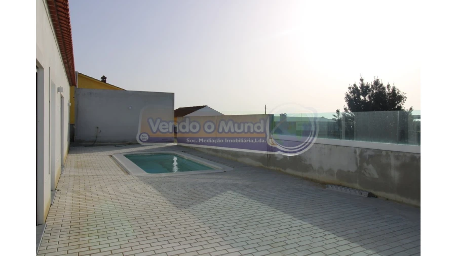 Moradia T3 para Venda em Glória do Ribatejo e Granho Foto 2