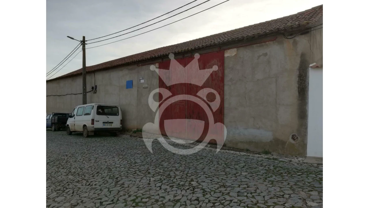 Armazém para Venda em Portel Foto 1