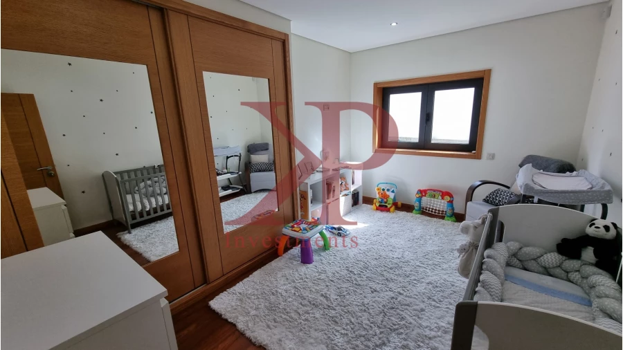 Moradia T4 para Venda em Rebordosa Foto 12