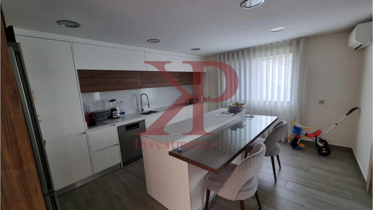 Moradia T4 para Venda em Rebordosa Foto 5