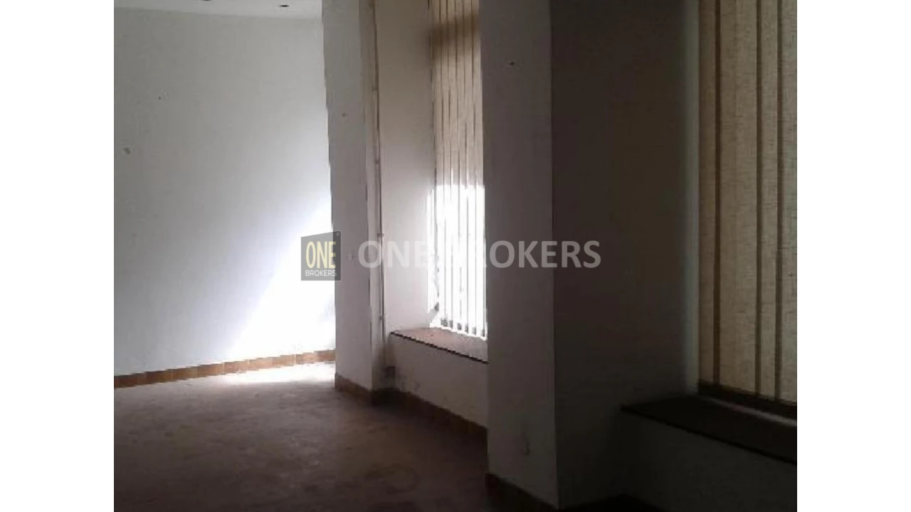 Loja para Venda em Falagueira-Venda Nova Foto 4