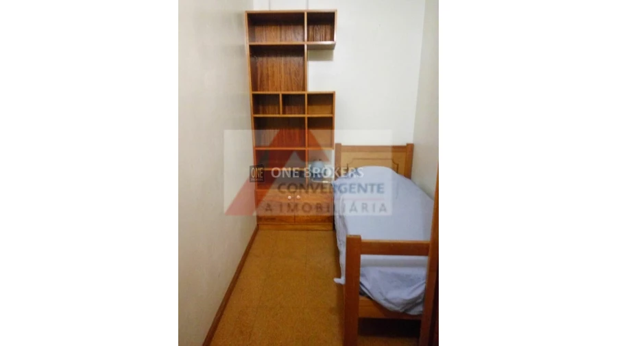 Apartamento T1 para Venda em Estrela Foto 9
