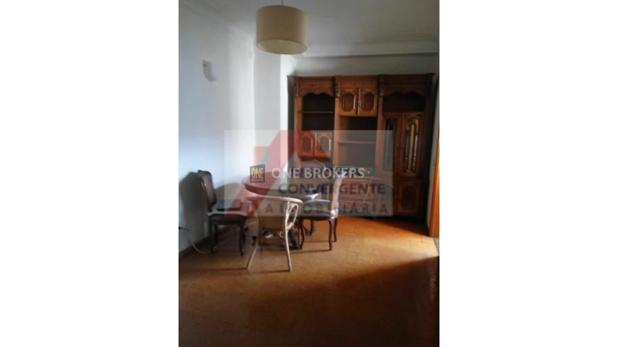 Apartamento T1 para Venda em Estrela Foto 2