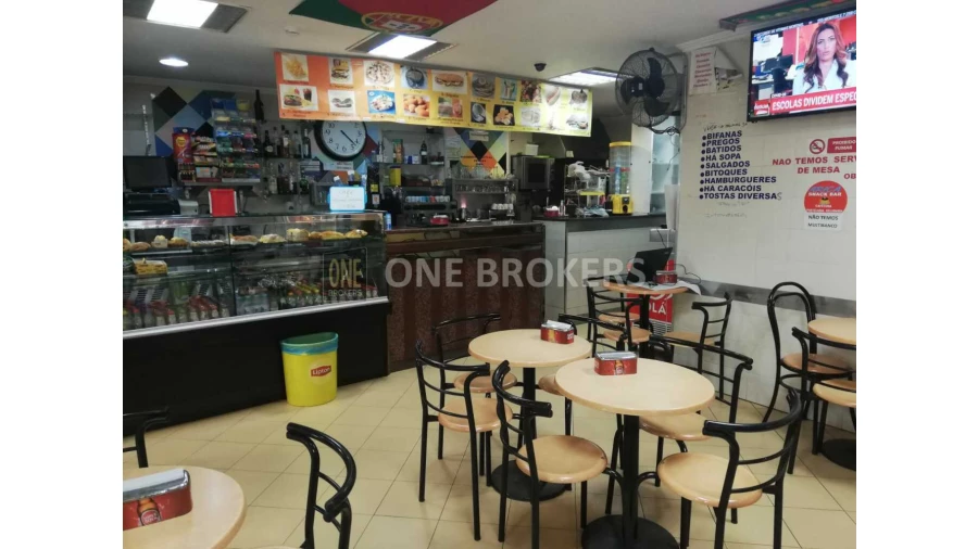 Loja para Venda em Costa da Caparica