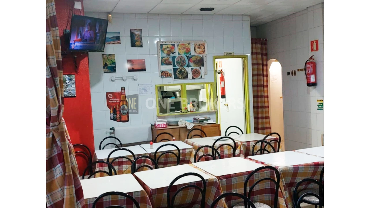 Negócio para Venda em Benfica Foto 10