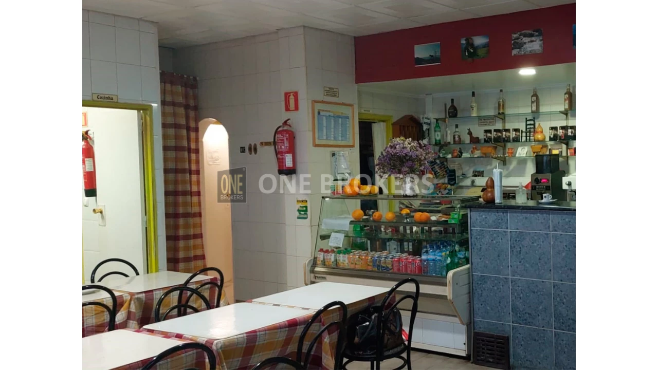 Negócio para Venda em Benfica Foto 11