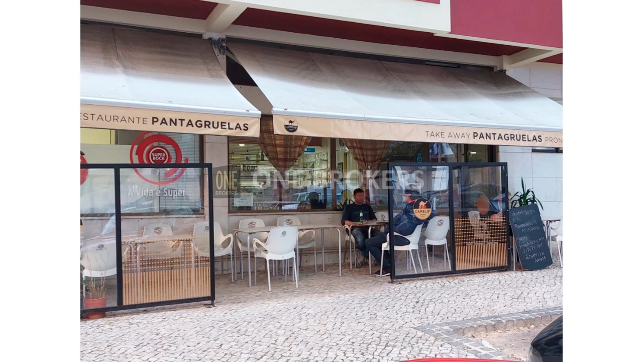 Negócio para Venda em Benfica Foto 1