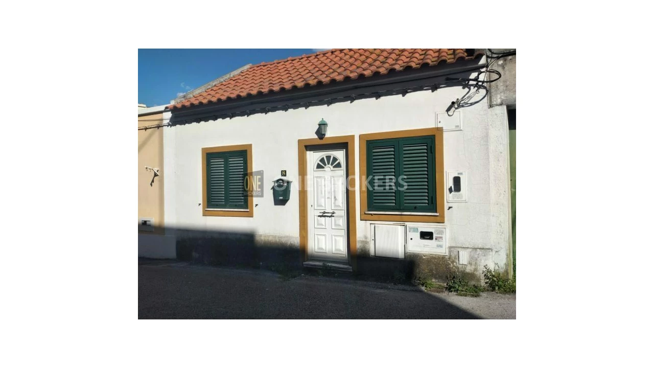 Moradia T1 para Venda em Seixal, Arrentela e Aldeia de Paio Pires Foto 1