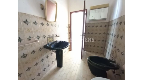 Moradia T2 para Venda em São Francisco