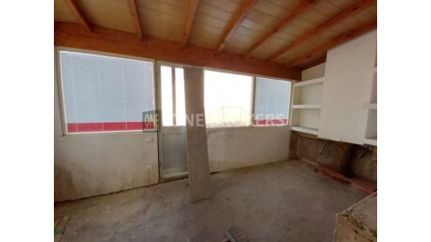Moradia T2 para Venda em São Francisco