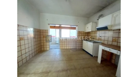 Moradia T2 para Venda em São Francisco