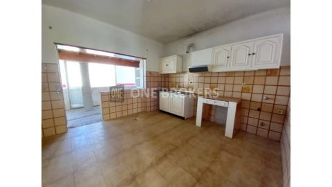 Moradia T2 para Venda em São Francisco
