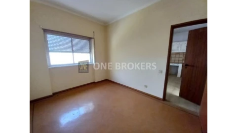 Moradia T2 para Venda em São Francisco