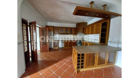 Moradia T3 para Venda em São Francisco