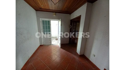 Moradia T3 para Venda em São Francisco