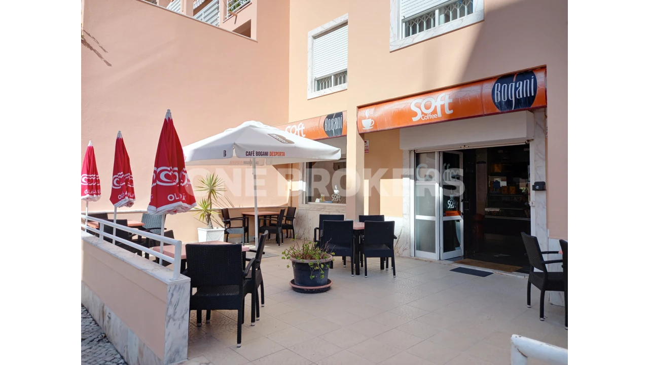 Negócio para Venda em Agualva e Mira-Sintra Foto 2